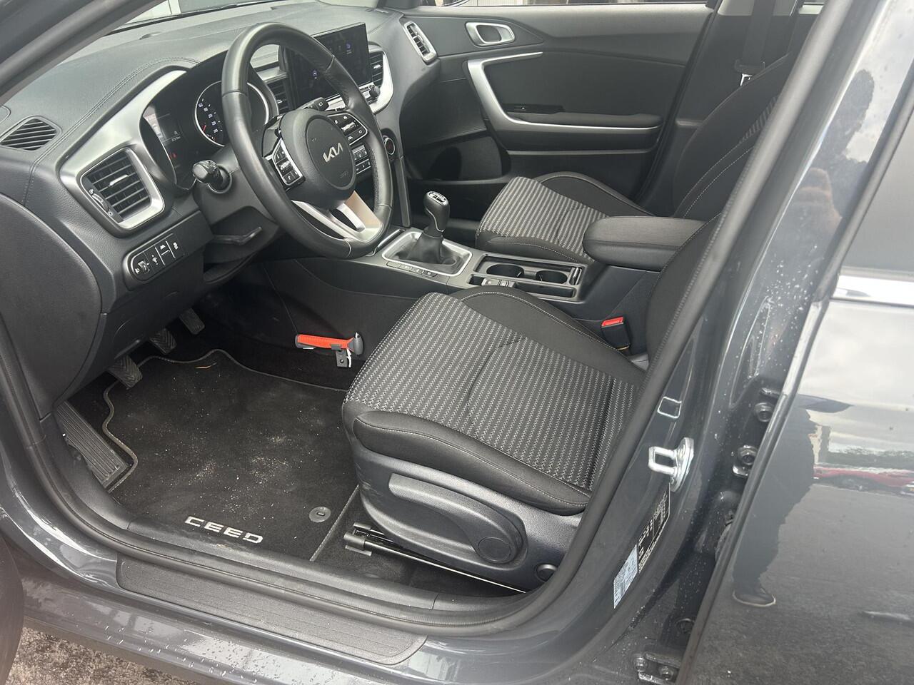 KIA CEE D Ceed Sportswagon 1.5 T-GDi DynamicLine | Trekhaak | Lane Assist