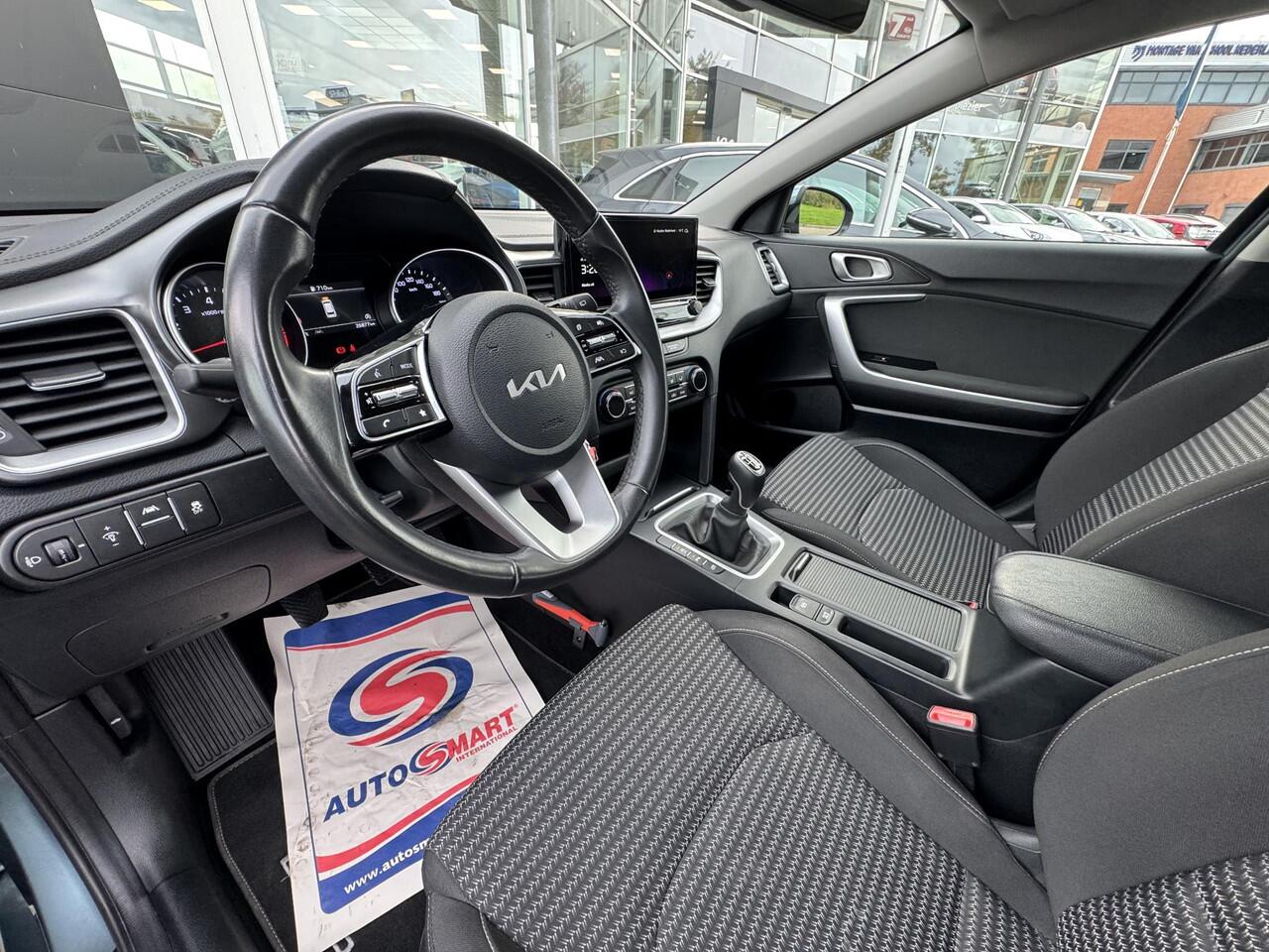 KIA CEE D Ceed Sportswagon 1.5 T-GDi DynamicLine , Afneembare trekhaak, Eerste Eigenaar, Apple Carplay/Android Auto, Navigatie, Enz...