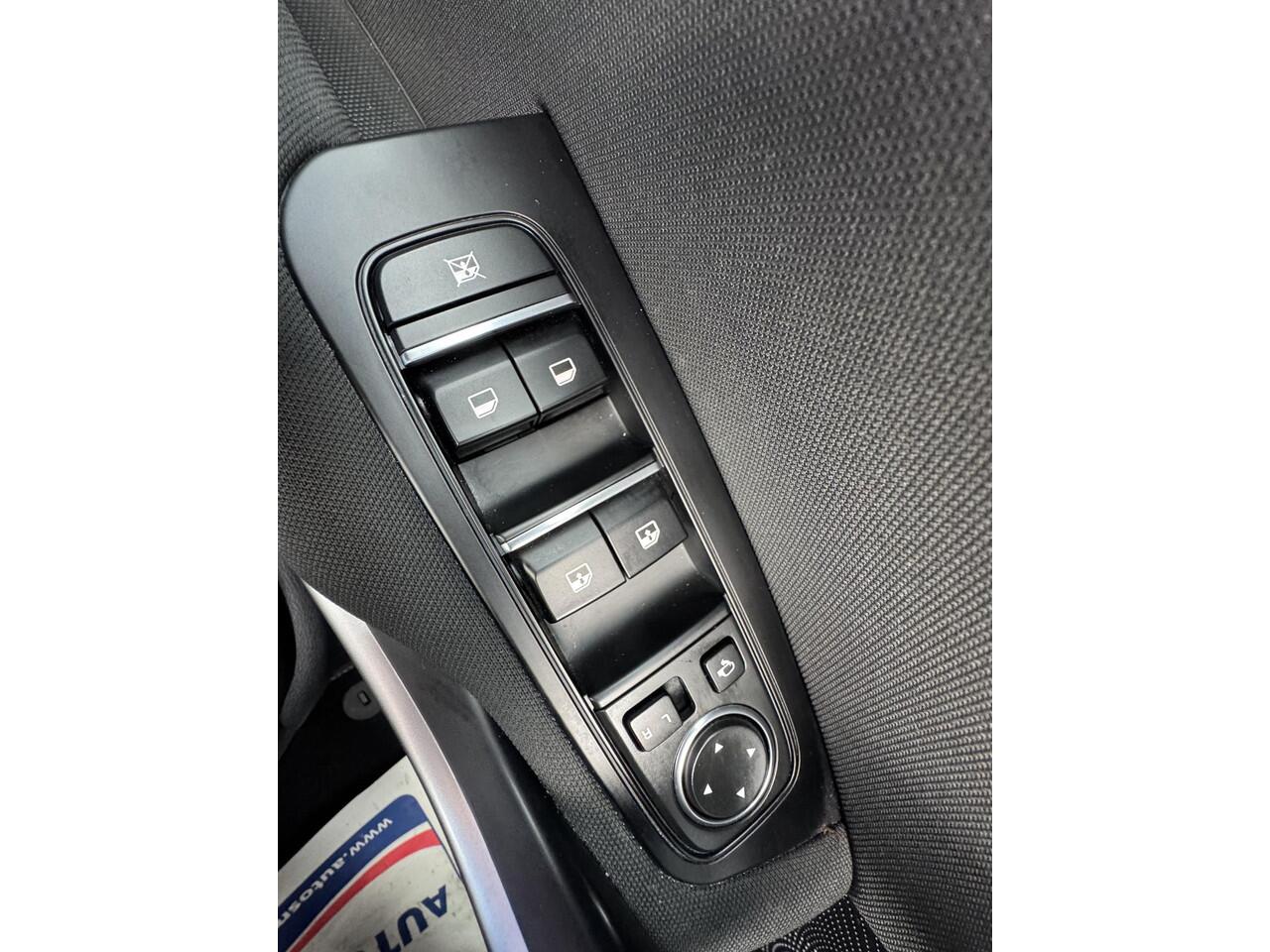 KIA CEE D Ceed Sportswagon 1.5 T-GDi DynamicLine , Afneembare trekhaak, Eerste Eigenaar, Apple Carplay/Android Auto, Navigatie, Enz...