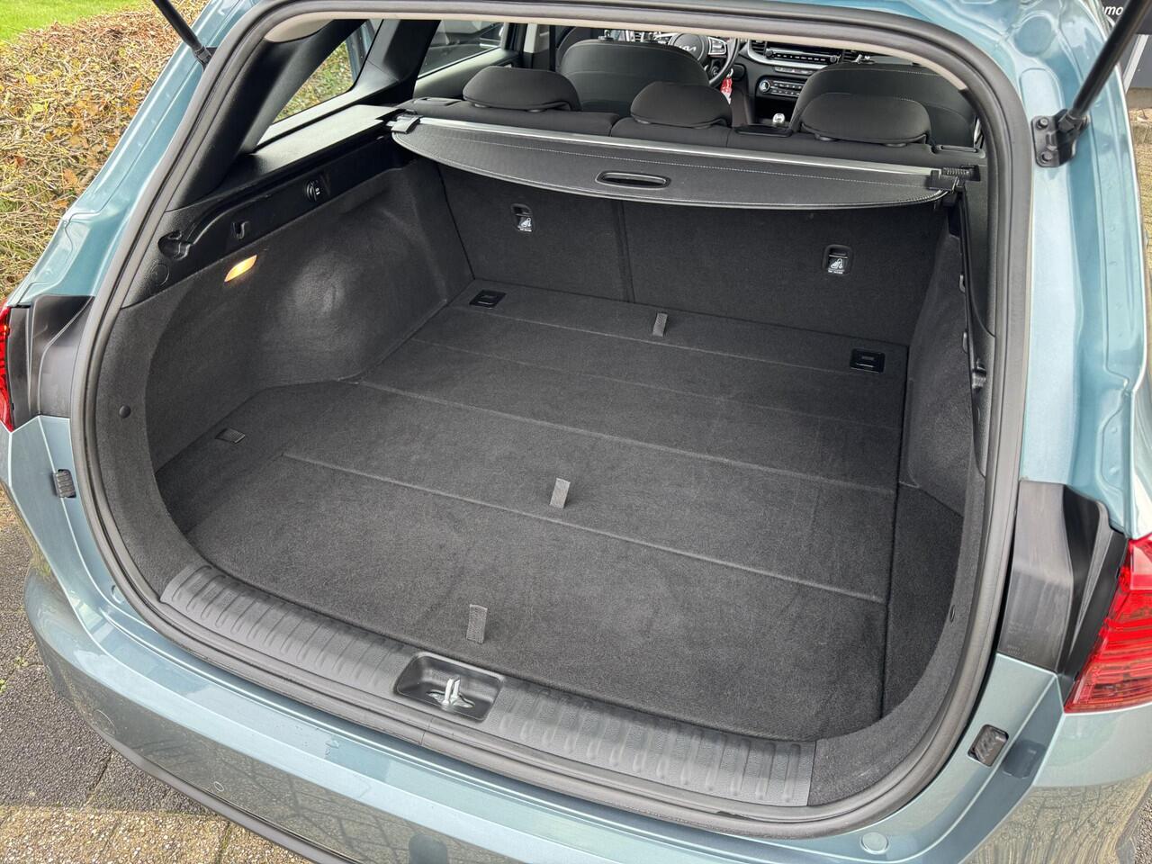 KIA CEE D Ceed Sportswagon 1.5 T-GDi DynamicLine , Afneembare trekhaak, Eerste Eigenaar, Apple Carplay/Android Auto, Navigatie, Enz...