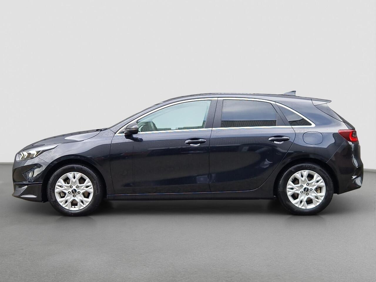 KIA CEE D Ceed 1.0 T-GDi DynamicPlusLine | LED | Stoelverwarming | Dodehoek | KeyLess | Draadloos Opladen |