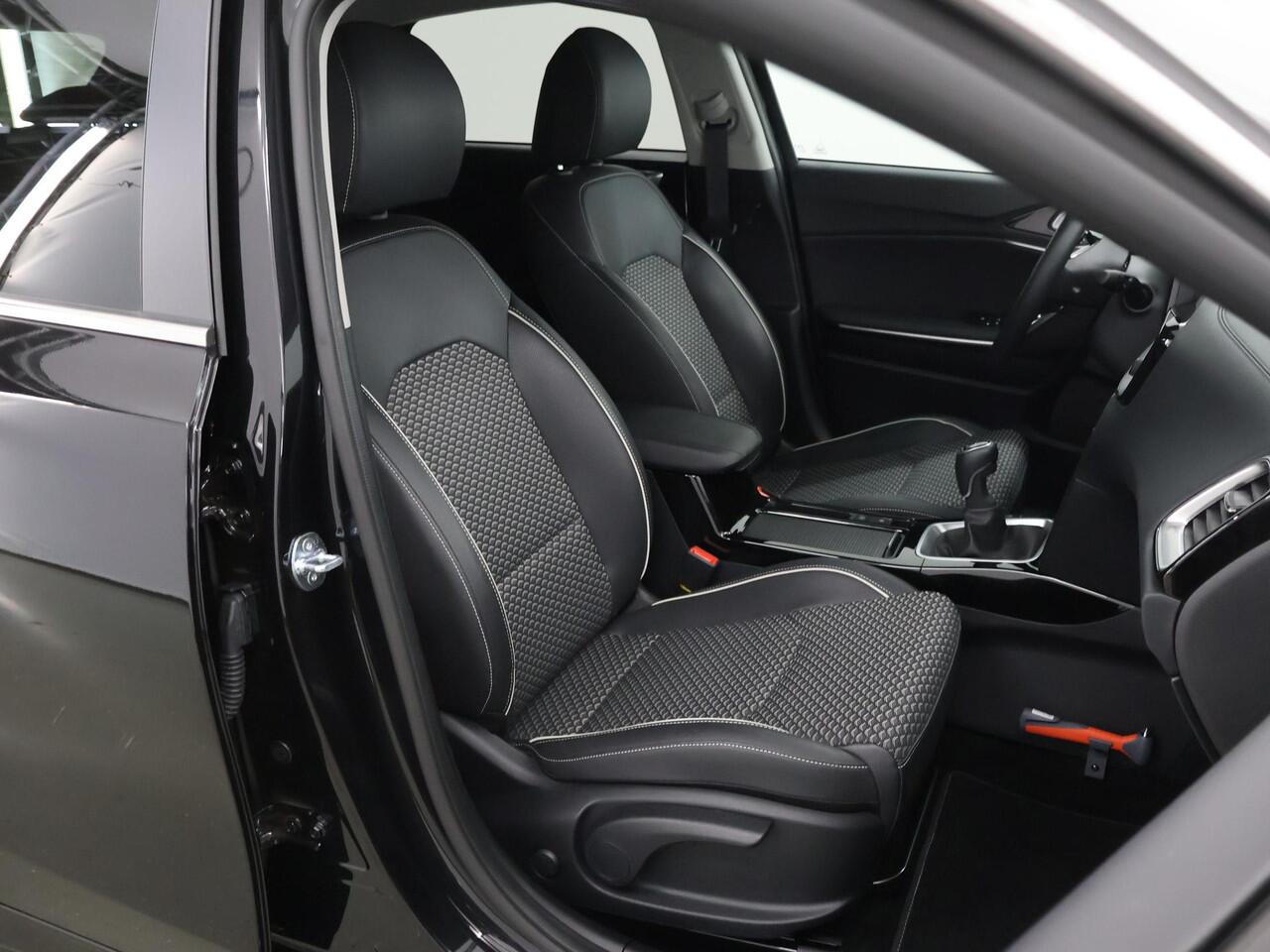 KIA CEE D Ceed 1.0 T-GDi DynamicPlusLine | Stoel/Stuurwielverwarming | Keyless Go | Elektr. Achterklep | Navigatie | Cruise control adaptief |