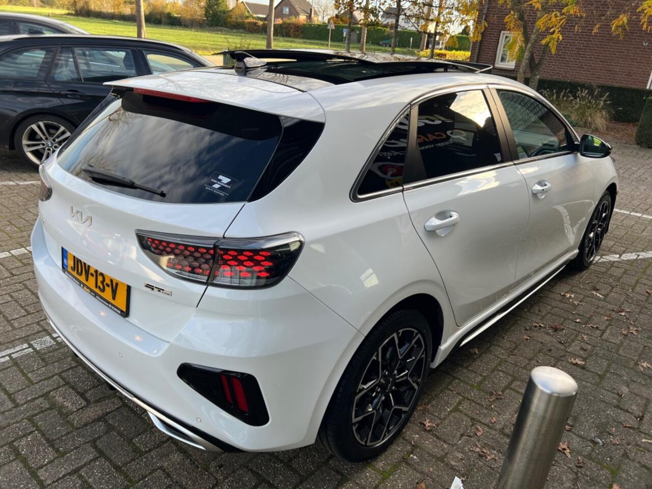 KIA CEE D 1.5 T-GDI GT-LINE