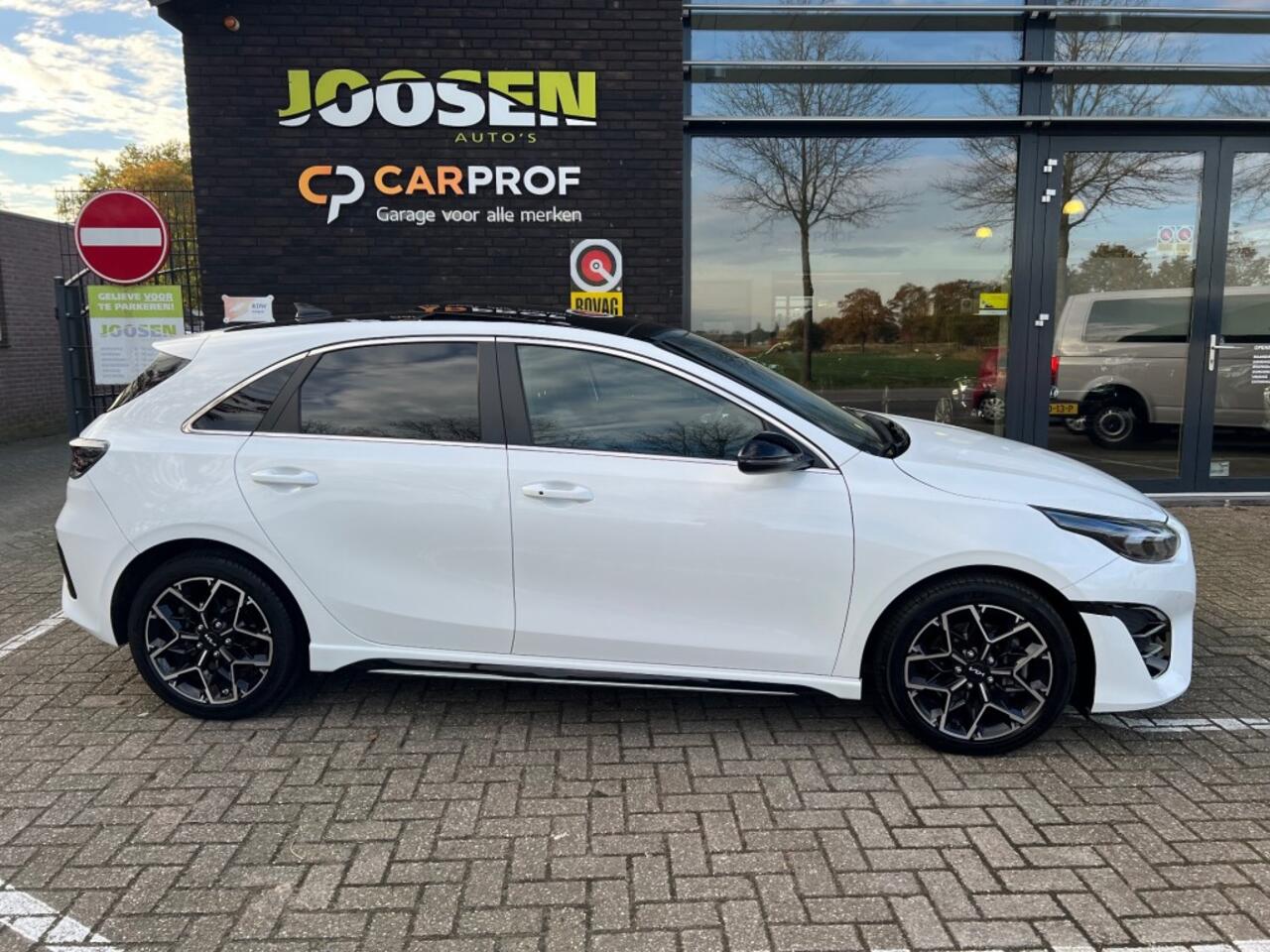 KIA CEE D 1.5 T-GDI GT-LINE