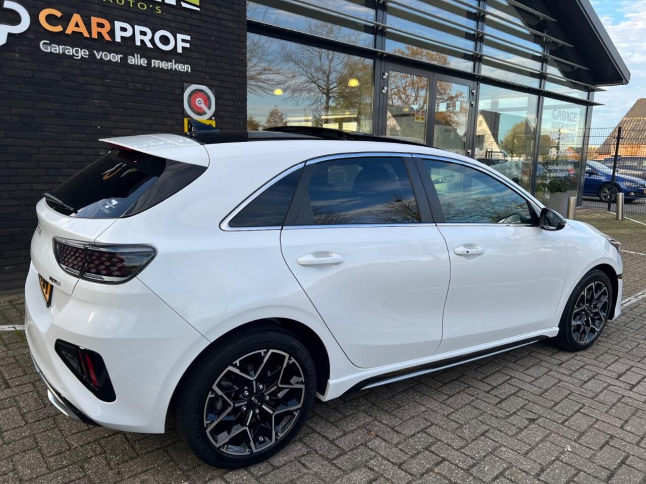 KIA CEE D 1.5 T-GDI GT-LINE