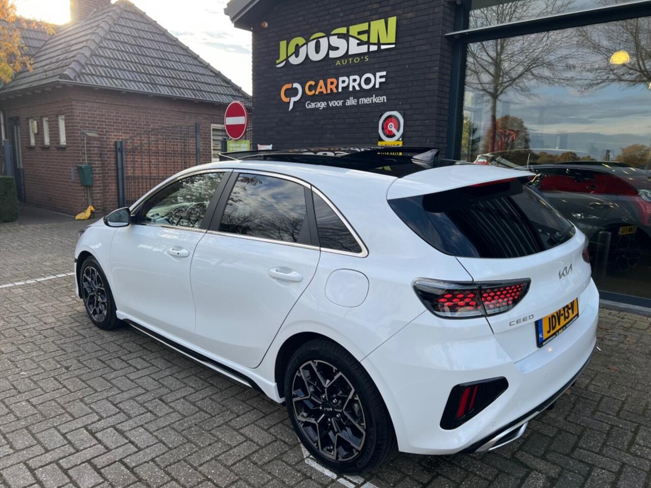 KIA CEE D 1.5 T-GDI GT-LINE