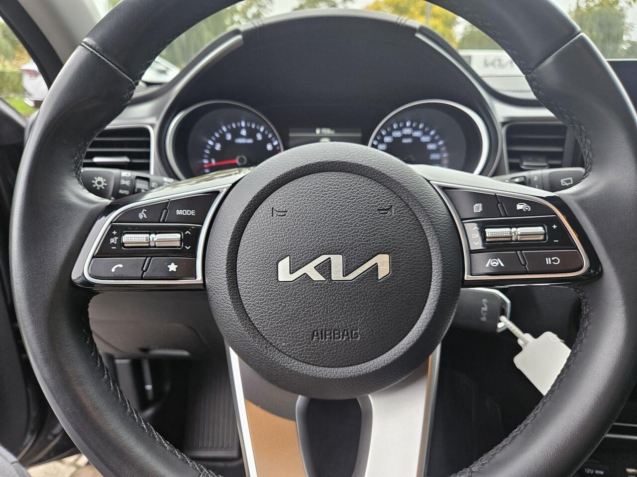 KIA CEE D Ceed Sportswagon 1.5 T-GDi DynamicLine Trekhaak | Nav | Lmv | Achteruitrijcamera | 1e eigenaar | Dealer onderhouden!!