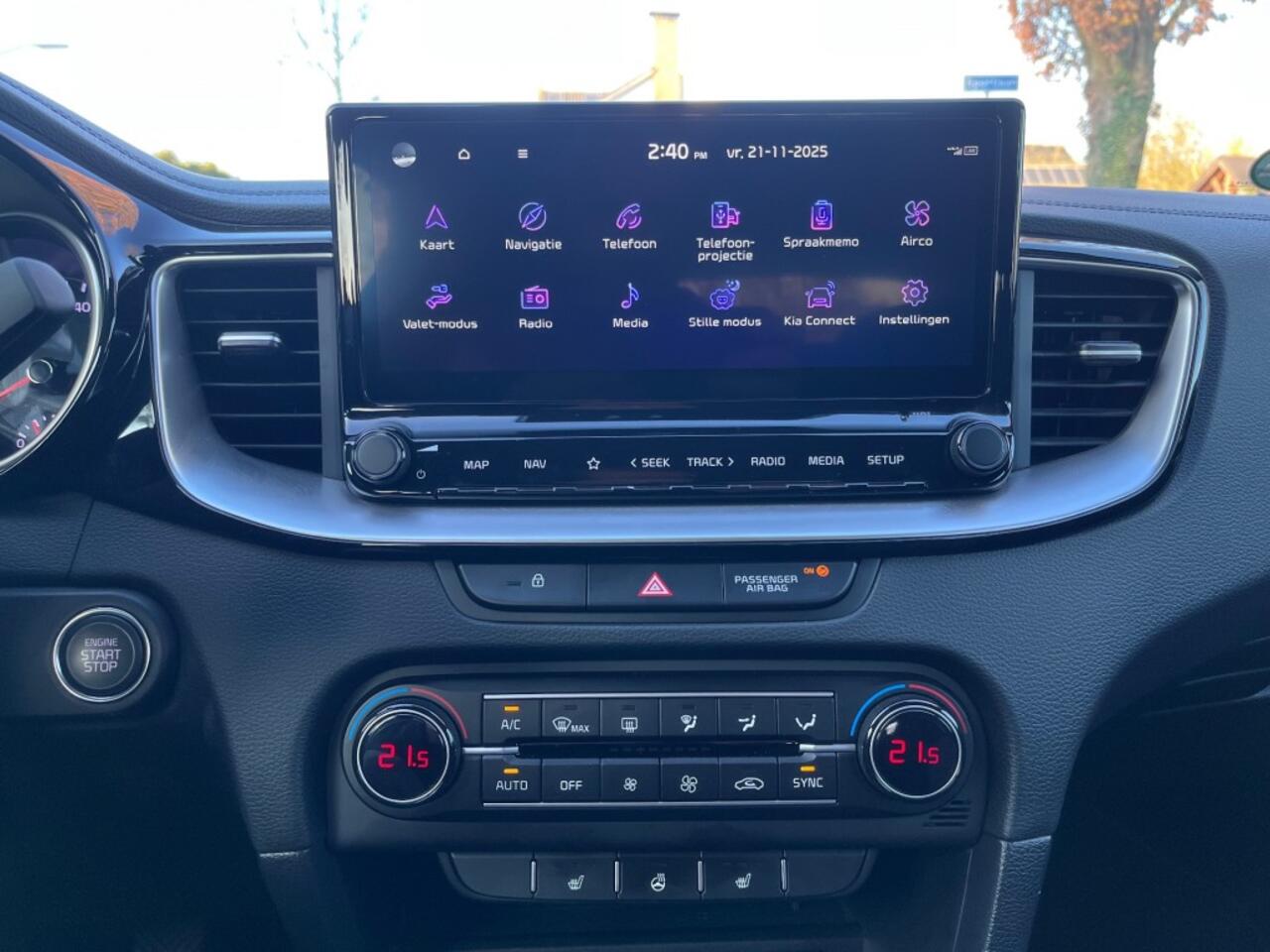 KIA CEE D SPORTSWAGON 1.5 T-GDI DYNAMICPLUSLINE / CAMERA / LED / KEYLESS