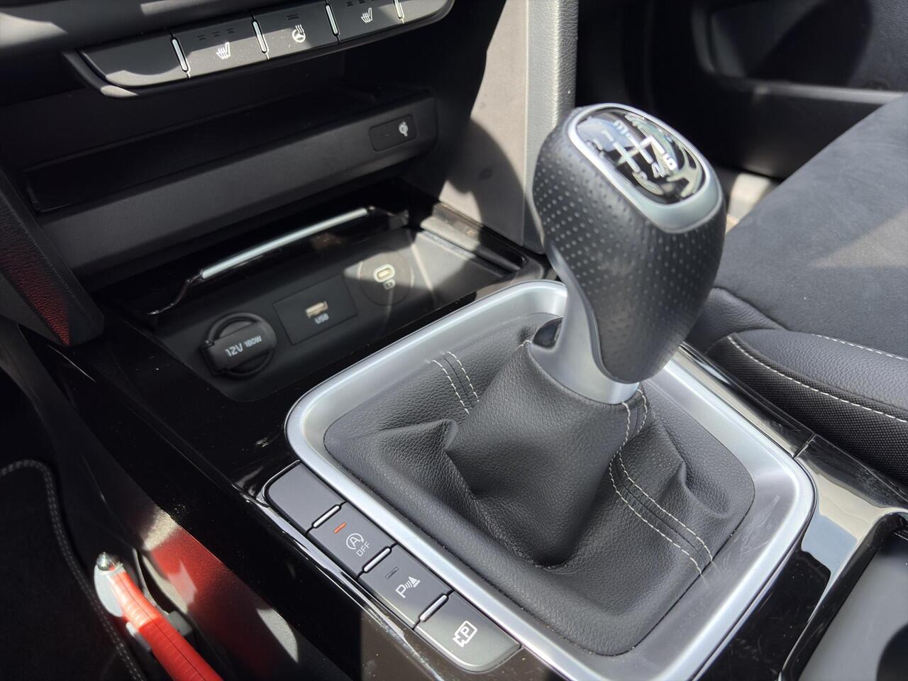 KIA CEE D Ceed 1.5 T-GDi GT-Line | Navi | Clima | Cruise | Pano | Apple Carplay & Android Auto |