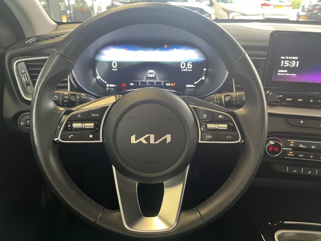 KIA CEE D Ceed Sportswagon 1.5 T-GDi DynamicPlusLine | Trekhaak | Stoel-/stuurverwarming