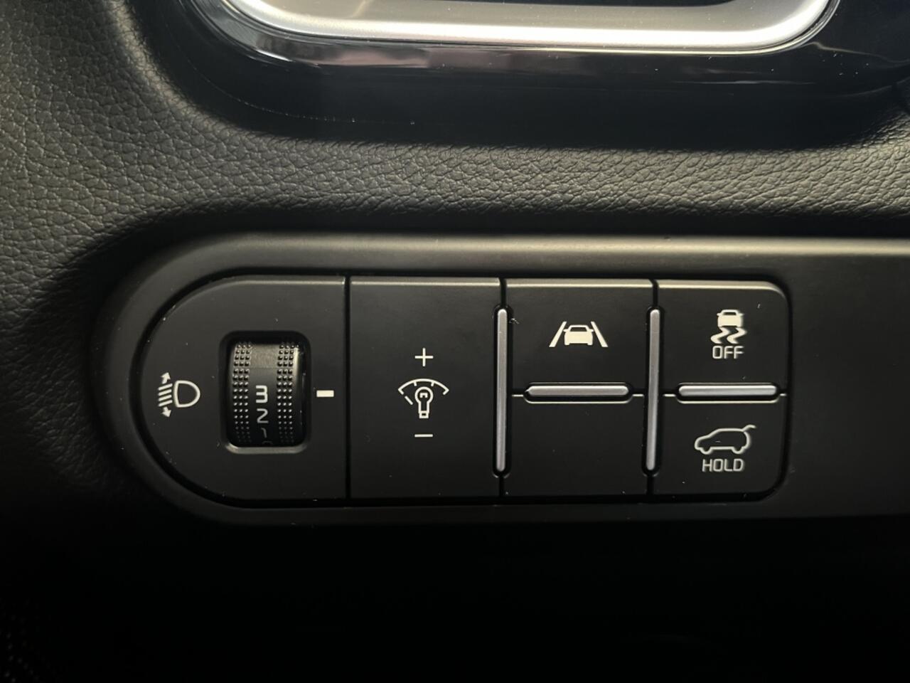 KIA CEE D Ceed Sportswagon 1.5 T-GDi DynamicPlusLine | Trekhaak | Stoel-/stuurverwarming