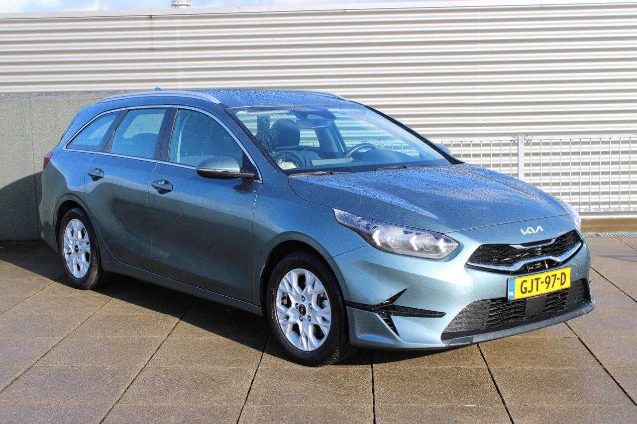 KIA CEE D Ceed Sportswagon 1.5 T-GDi DynamicLine TREKHAAK | ACHTERUITRIJCAMERA | PARKEERSENSOREN ACHTER