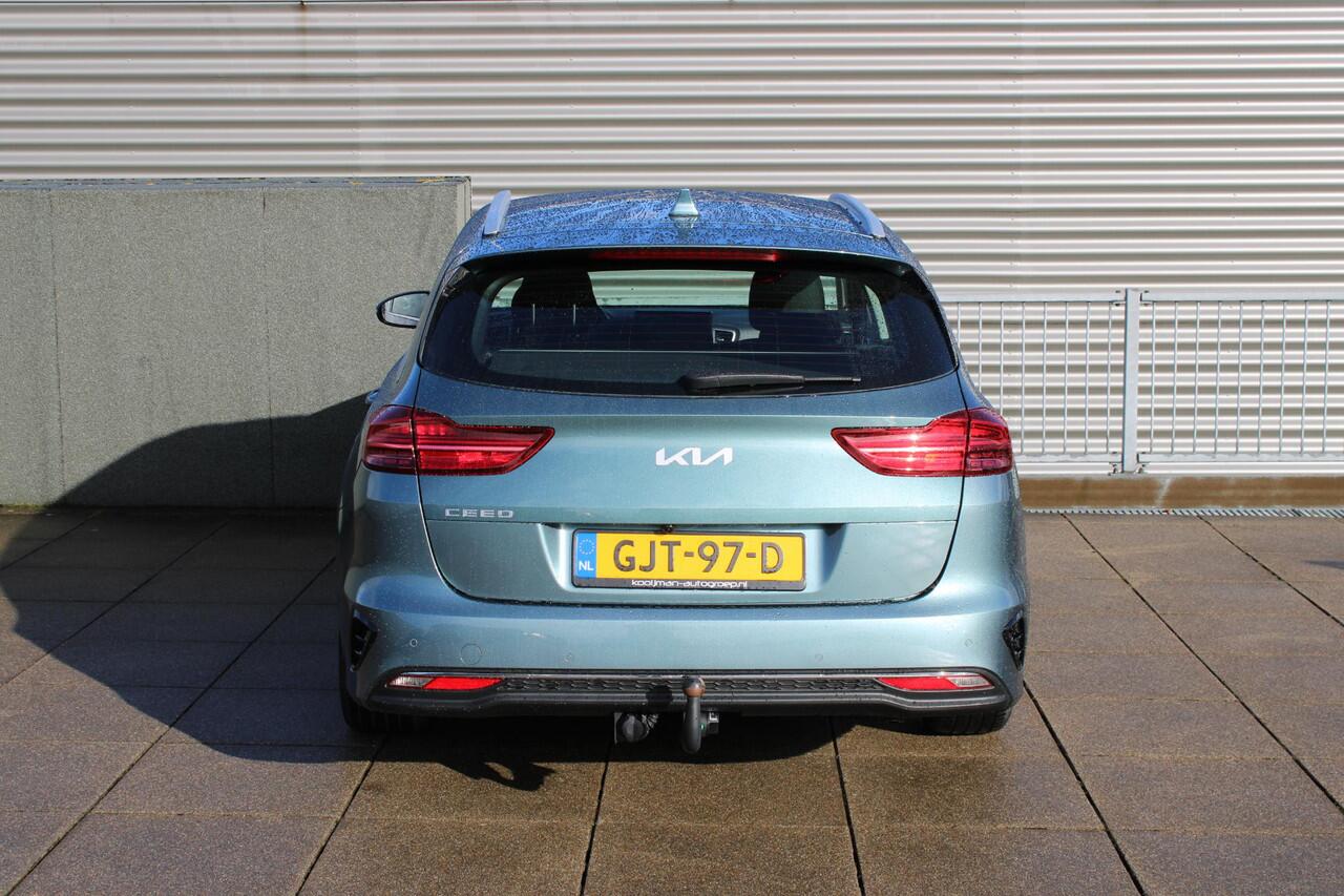 KIA CEE D Ceed Sportswagon 1.5 T-GDi DynamicLine TREKHAAK | ACHTERUITRIJCAMERA | PARKEERSENSOREN ACHTER