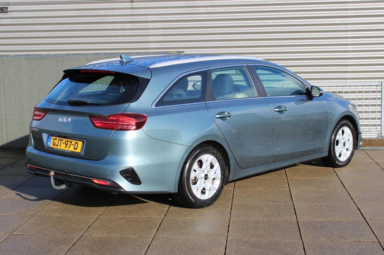 KIA CEE D Ceed Sportswagon 1.5 T-GDi DynamicLine TREKHAAK | ACHTERUITRIJCAMERA | PARKEERSENSOREN ACHTER