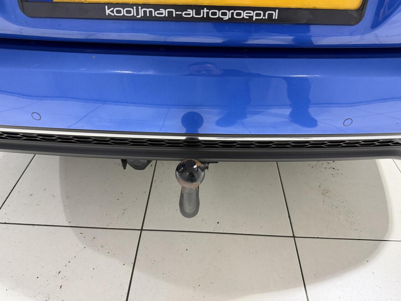 KIA CEE D Ceed Sportswagon 1.5 T-GDi DynamicLine Trekhaak, Apple Carplay/Android Auto, Navigatie, Camera.