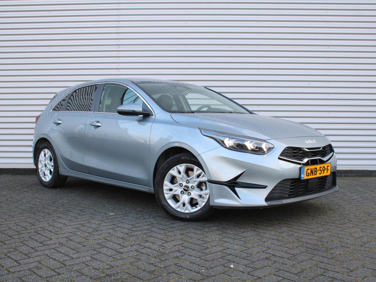 KIA CEE D Ceed 1.0 T-GDi DynamicPlusLine | Stuur-/stoelverwarming | Camera | Draadloos laden | LED | Dodehoek detectie | 16" LM |