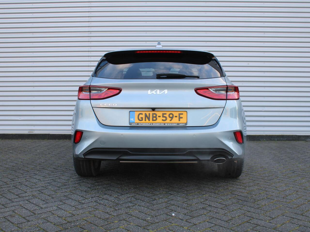 KIA CEE D Ceed 1.0 T-GDi DynamicPlusLine | Stuur-/stoelverwarming | Camera | Draadloos laden | LED | Dodehoek detectie | 16" LM |