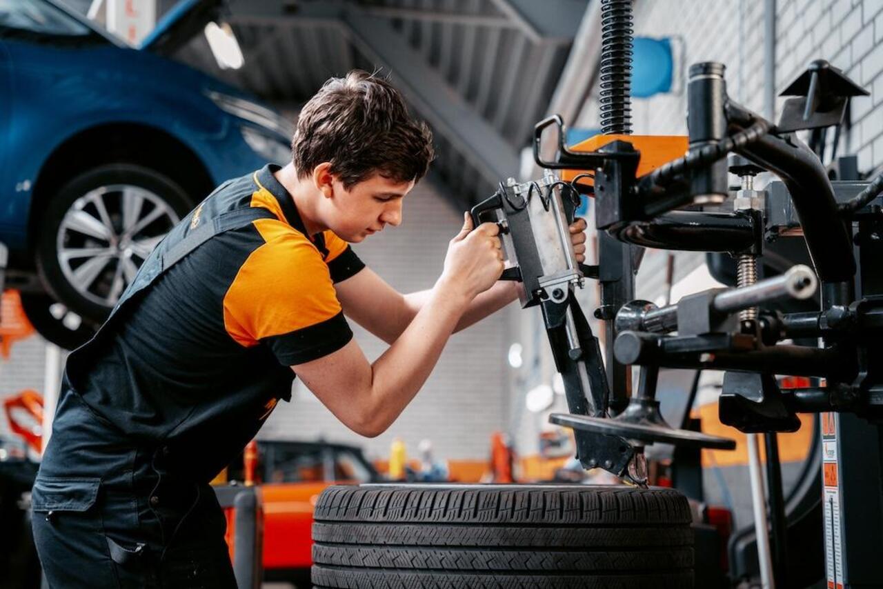 KIA CEE D CEED SPORTSWAGON 1.0 T-GDI DYNAMICLINE I APPLE CARPLAY I P-CAMERA I CLIMATE CONTROL I ADAPTIVE CRUISE CONTROL