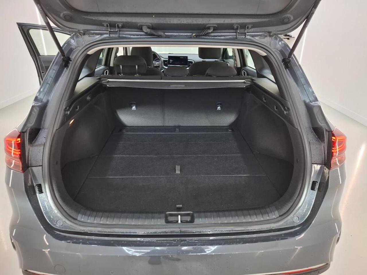 KIA CEE D CEED SPORTSWAGON 1.0 T-GDI DYNAMICLINE I APPLE CARPLAY I P-CAMERA I CLIMATE CONTROL I ADAPTIVE CRUISE CONTROL