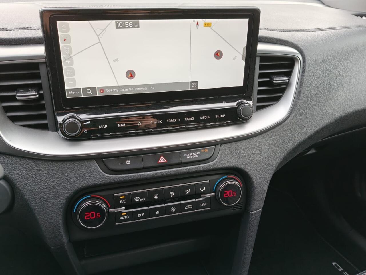 KIA CEE D Ceed 1.0 T-GDi DynamicL. CAMERA / APPLE CARPLAY / ANDROID AUTO