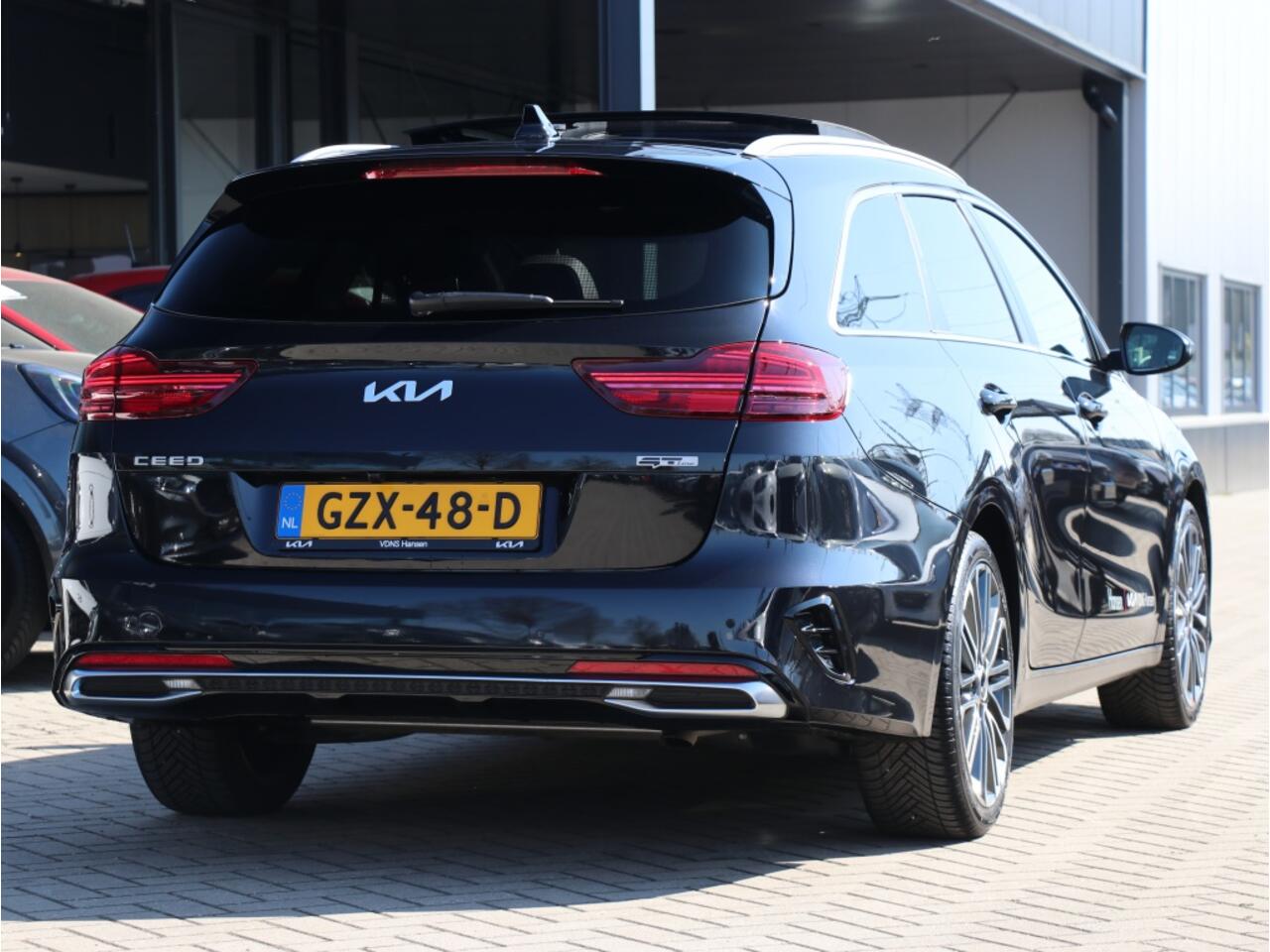 KIA CEE D 1.5 T-GDi GT-PlusLine I Automaat I Panoramadak