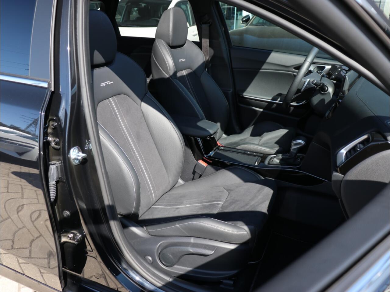 KIA CEE D 1.5 T-GDi GT-PlusLine I Automaat I Panoramadak