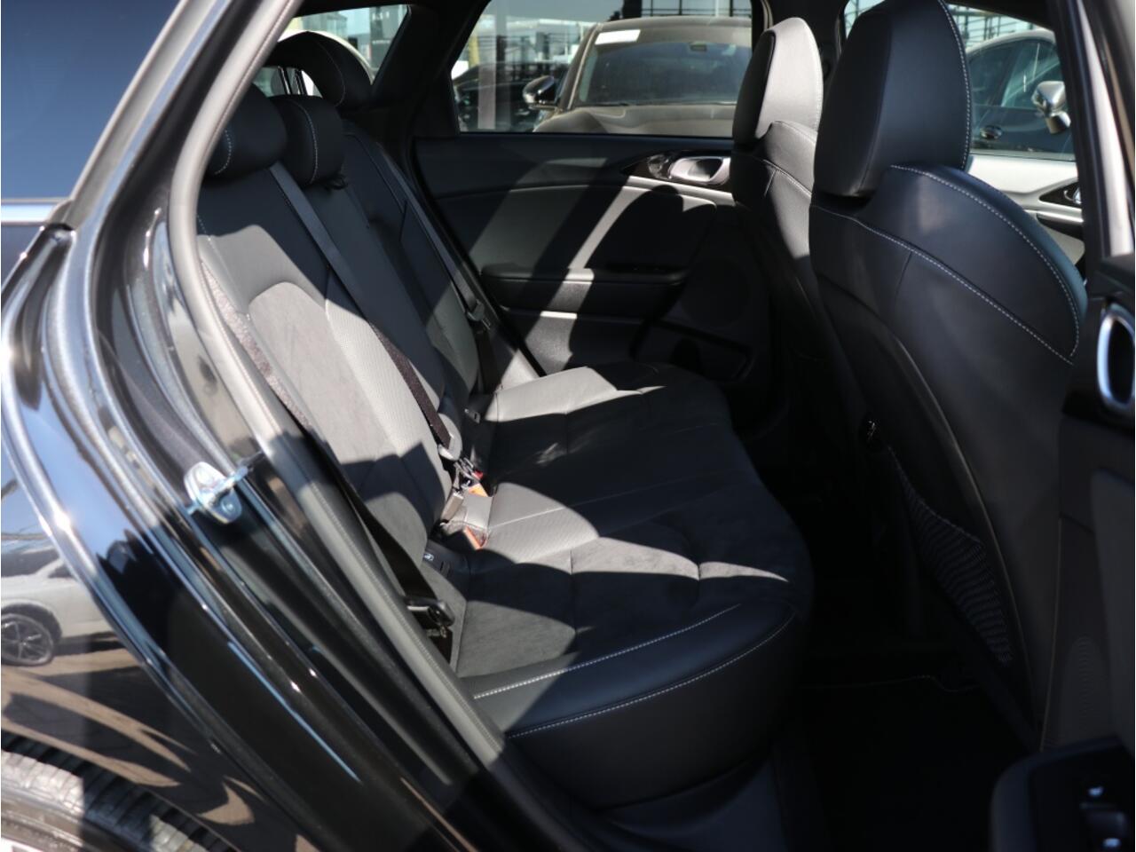 KIA CEE D 1.5 T-GDi GT-PlusLine I Automaat I Panoramadak