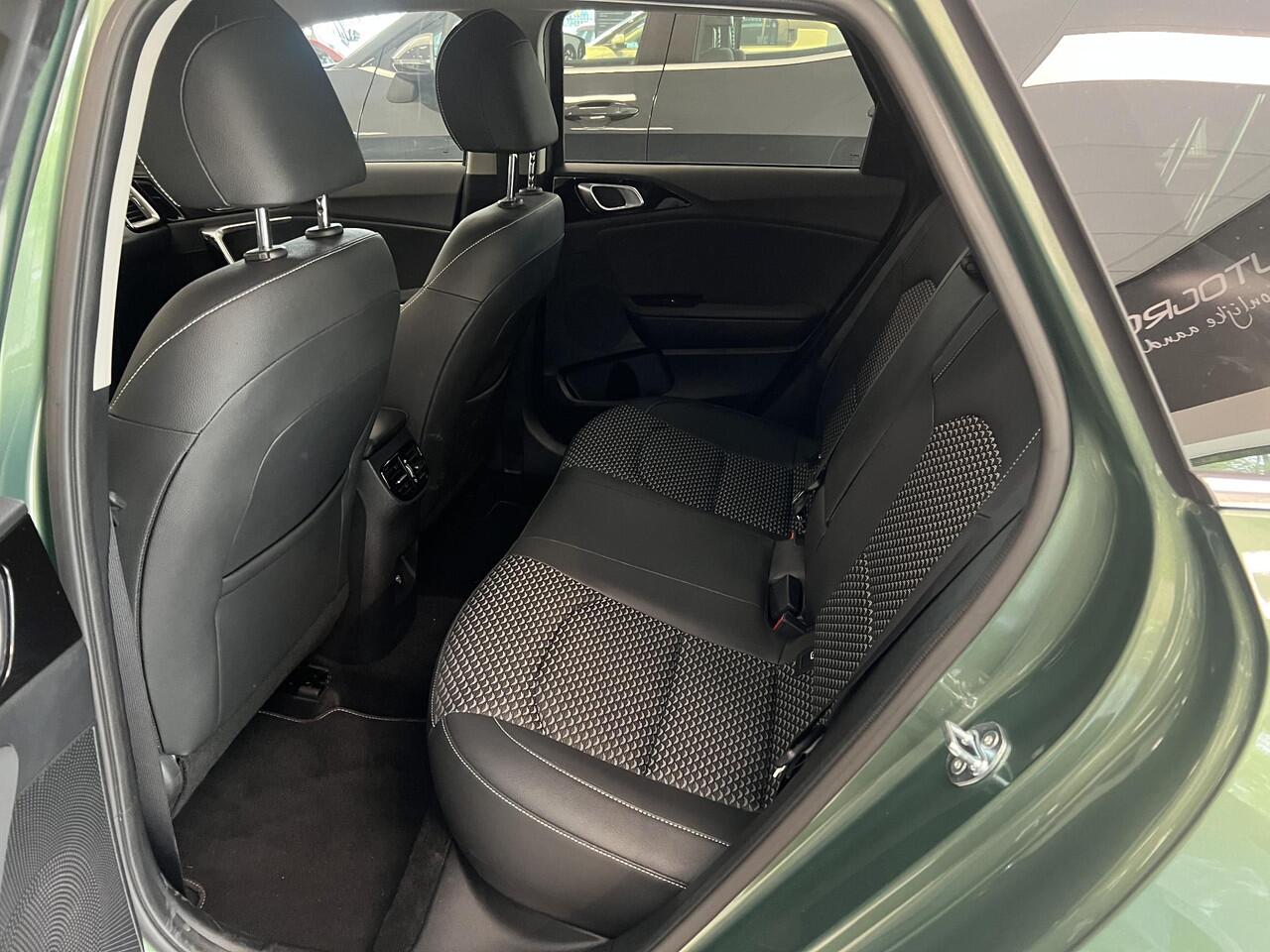 KIA CEE D Ceed Sportswagon 1.5 T-GDi DynamicPlusLine ,Geregistreerde voorraad auto, nu incl. 4.000,= korting, Geheel nieuw, Direct leverbaar.