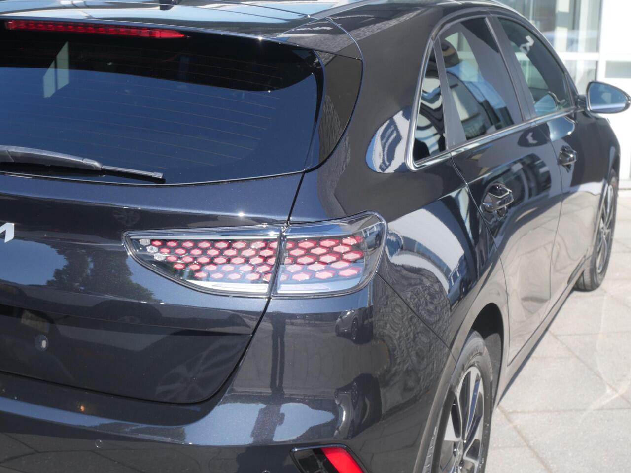 KIA CEE D Ceed 1.0 T-GDi MHEV Design Edition | Op Voorraad | Camera | Apple Carplay | Adapt. Cruise | Stoel&Stuur Verwarming | Navi | Keyless