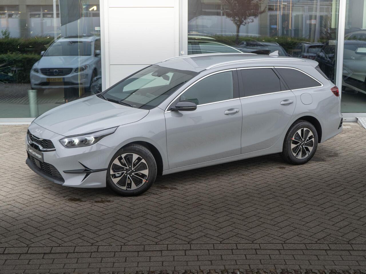 KIA CEE D Ceed Sportswagon 1.0 T-GDi MHEV Design Edition | NIEUW OP VOORRAAD | SNEL RIJDEN | Stoel & stuur-verwarming | JBL | PDC voor & achter