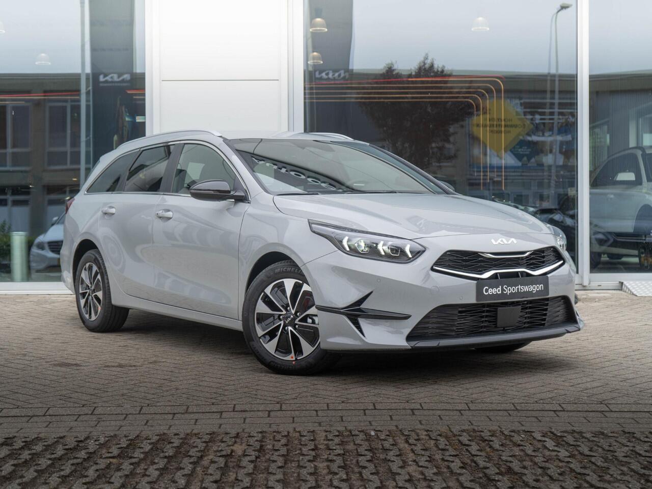KIA CEE D Ceed Sportswagon 1.0 T-GDi MHEV Design Edition | NIEUW OP VOORRAAD | SNEL RIJDEN | Stoel & stuur-verwarming | JBL | PDC voor & achter