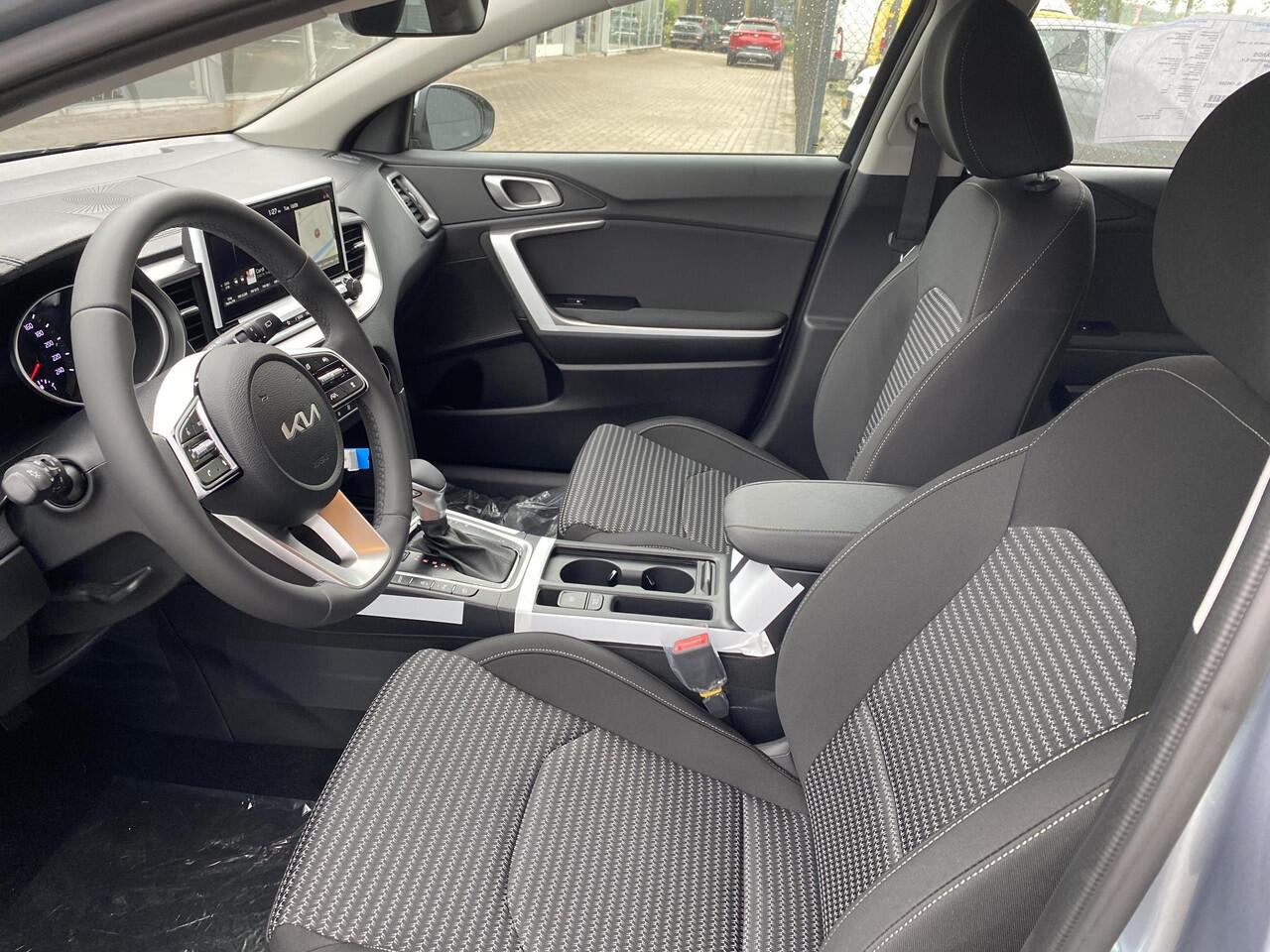 KIA CEE D Ceed SW 1.0 T-GDi ComfortLine VOORRAAD ACTIE | Camera | Navigatie | Climate control | Cruise