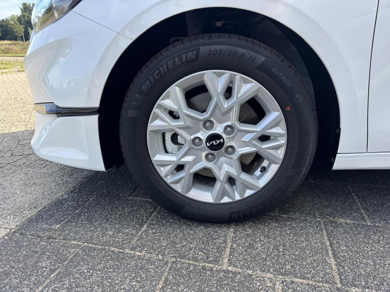 KIA CEE D Ceed Sportswagon 1.0 T-GDi ComfortLine Rijklaar vanaf ¤26.400,- Nu tijdelijke voordeel van ¤4.695,-