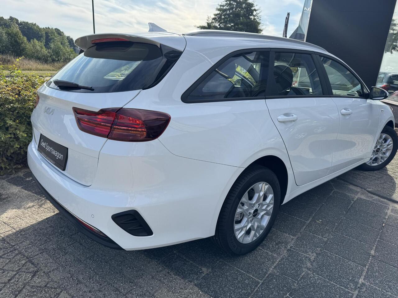 KIA CEE D Ceed Sportswagon 1.0 T-GDi ComfortLine Rijklaar vanaf ¤26.400,- Nu tijdelijke voordeel van ¤4.695,-