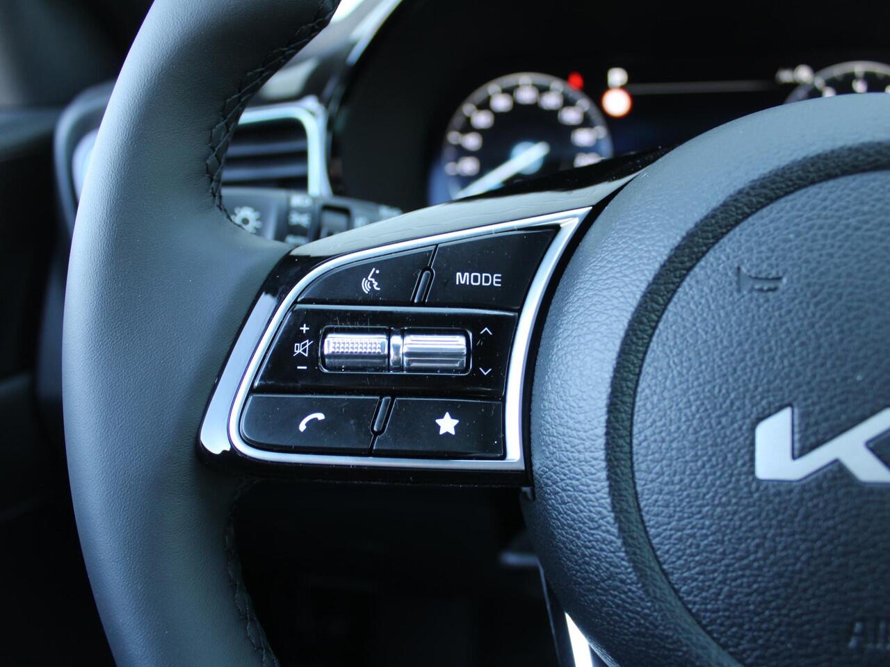 KIA CEE D Ceed Sportswagon 1.0 T-GDi MHEV Design Edition | Stuur-/stoelverwarming | Cruise adapt. | Camera | 16" LM | Elek. achterklep | JBL audio | LED |