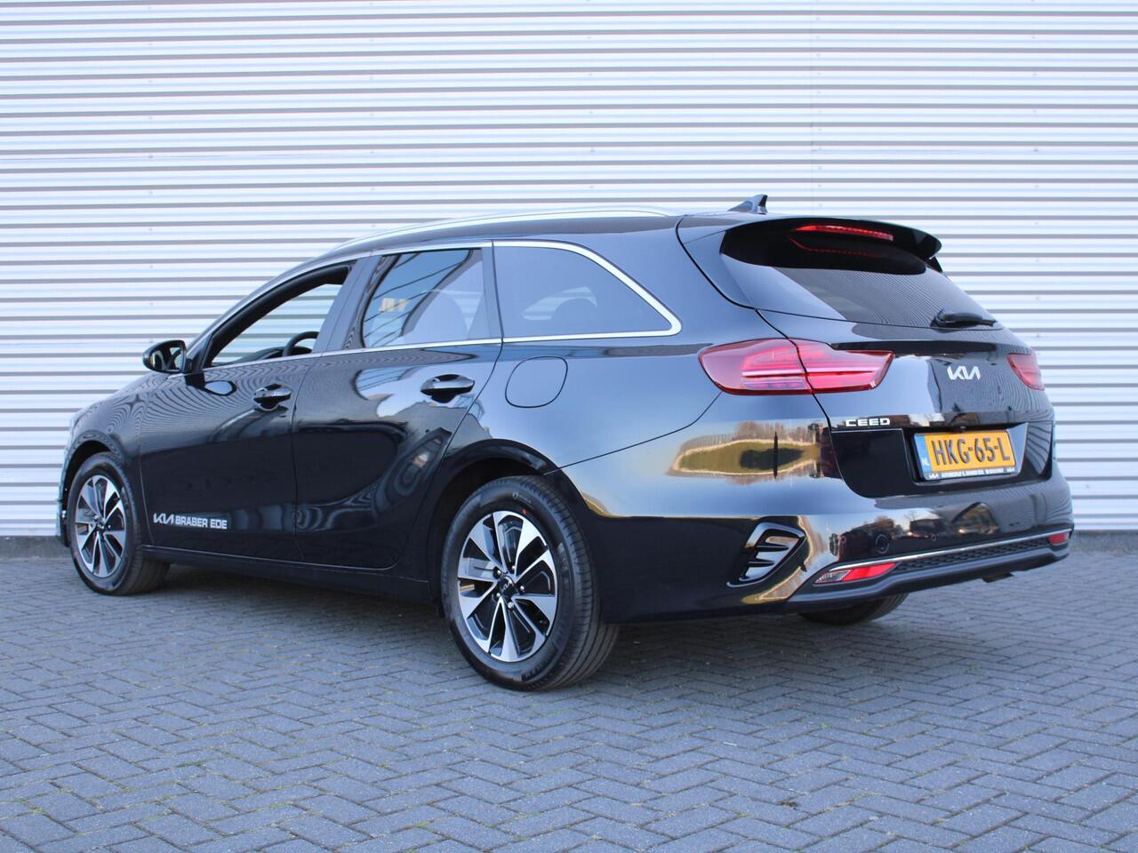 KIA CEE D Ceed Sportswagon 1.0 T-GDi MHEV Design Edition | Stuur-/stoelverwarming | Cruise adapt. | Camera | 16" LM | Elek. achterklep | JBL audio | LED |