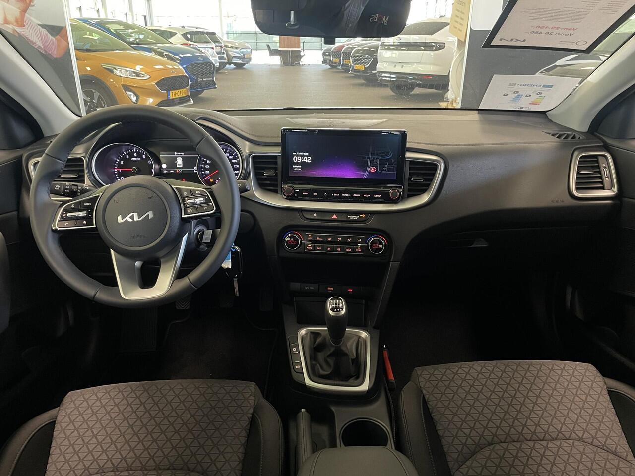 KIA CEE D Ceed Sportswagon 1.0 T-GDi ComfortLine | Apple Carplay/Android Auto | DAB | Navigatie | adaptieve cruise control |