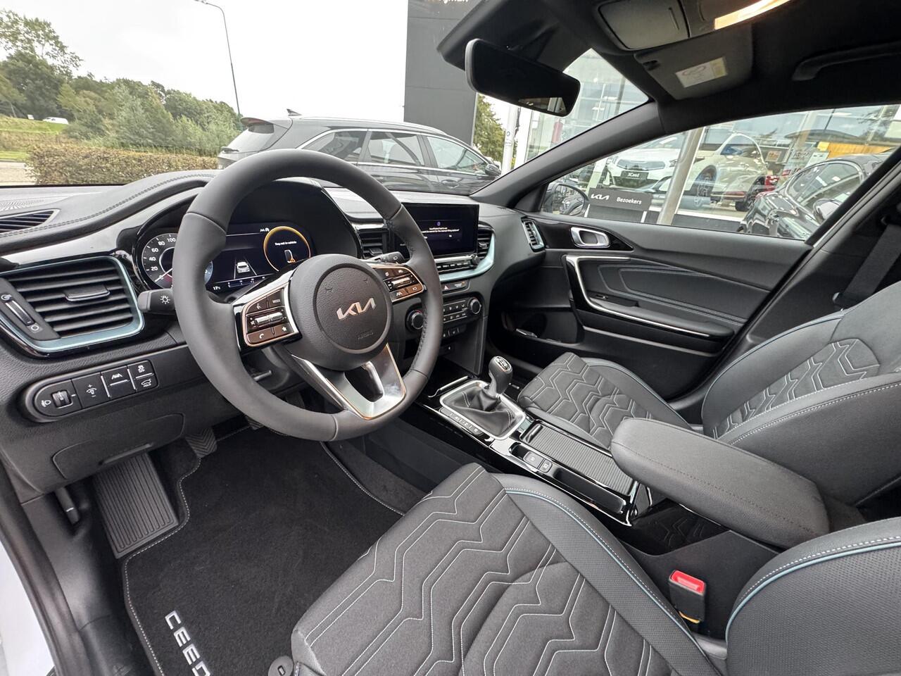 KIA CEE D Ceed Sportswagon 1.0 T-GDi Design Edition Rijklaar vanaf ¤29.495,- Nu tijdelijke voordeel van ¤8.400,-