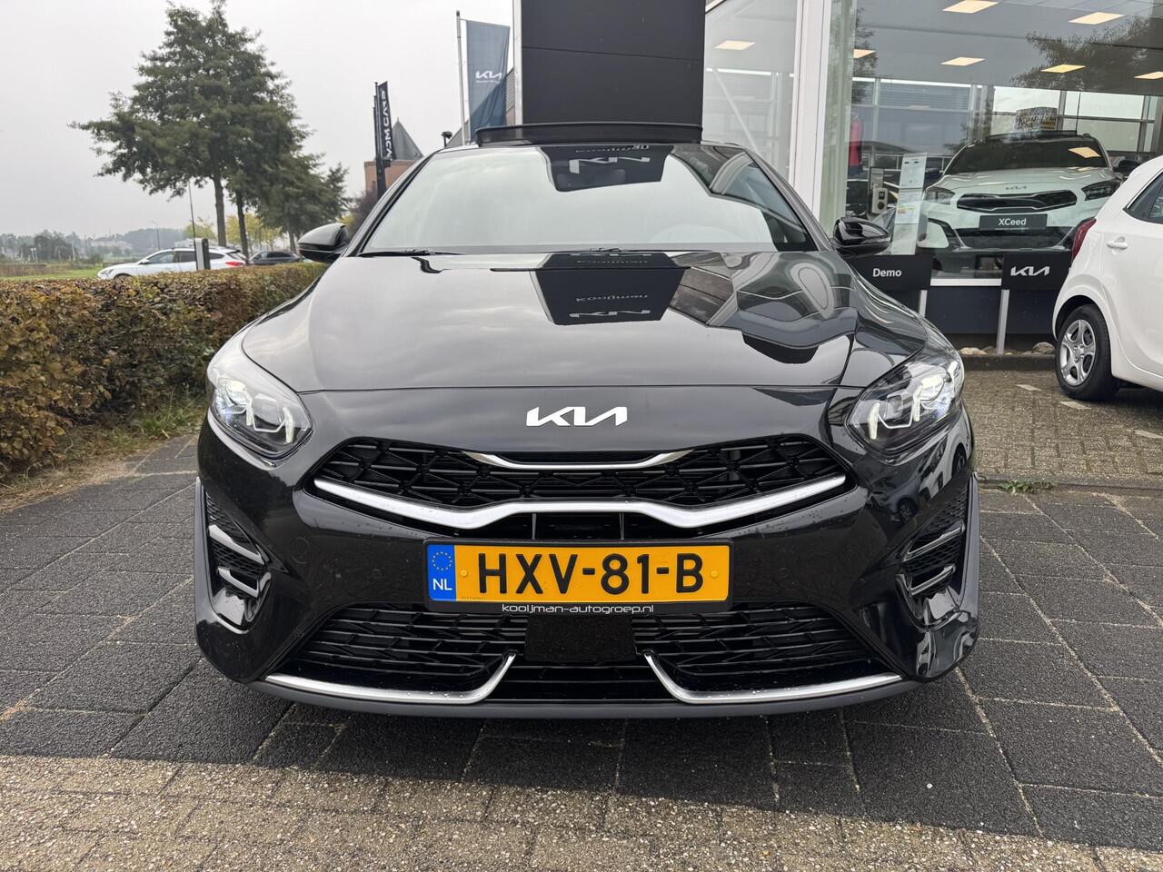 KIA CEE D Ceed 1.5 T-GDi GT-PlusLine | Eerste Eigenaar | Schuif/Kanteldak | Elektrische Stoelen | Stoel/Stuurverwarming | JBL | Enz...