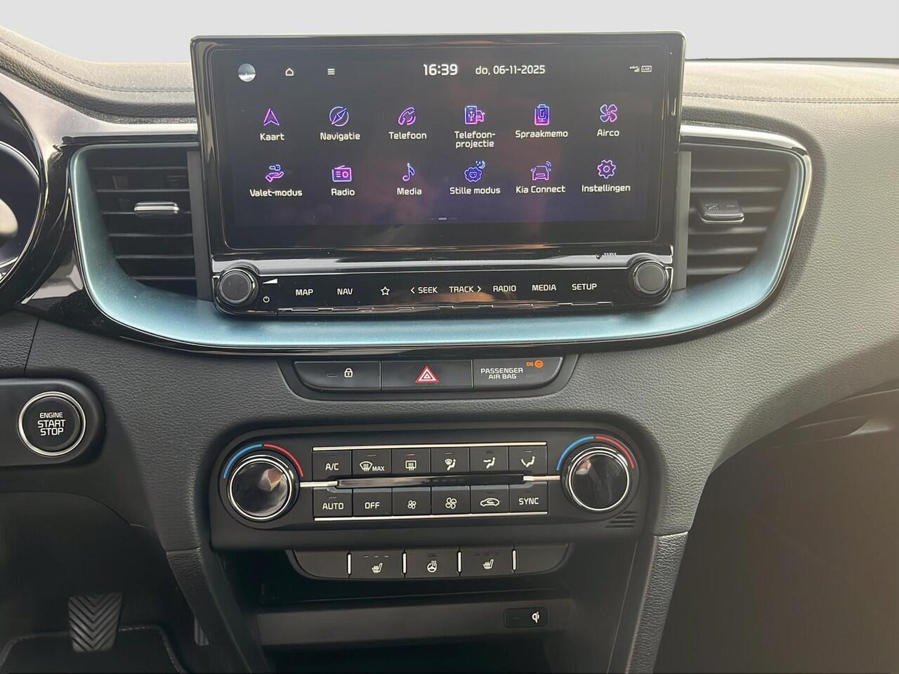 KIA CEE D Ceed Sportswagon 1.0 T-GDi Design Edition | JBL | Stoel- en Stuurverwarming | Lane Assist | Dode Hoek Assistentie |