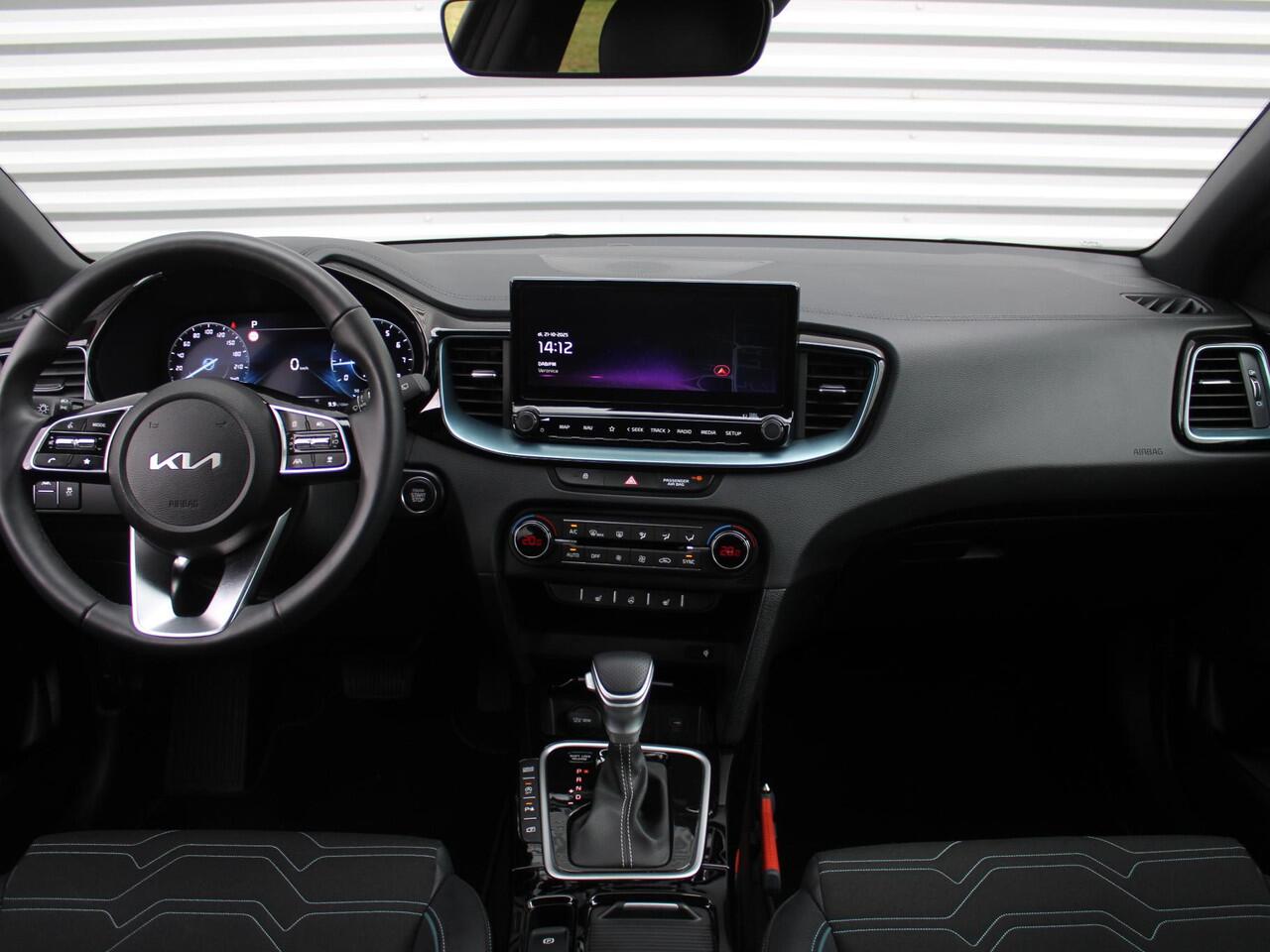 KIA CEE D Ceed 1.0 T-GDi MHEV Design Edition | Stuur-/stoelverwarming | Cruise adapt. | Camera | 16" LM | Dodehoekdetectie | JBL audio | LED |