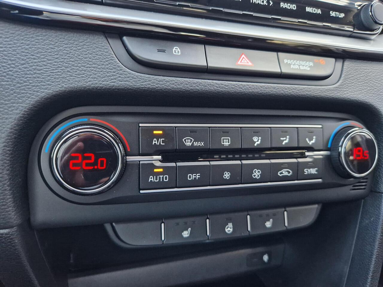 KIA CEE D Ceed Sportswagon 1.0 T-GDi DynamicPlusLine | Stoelverwarming | Dodehoek | LED | Key-Less | Navi |