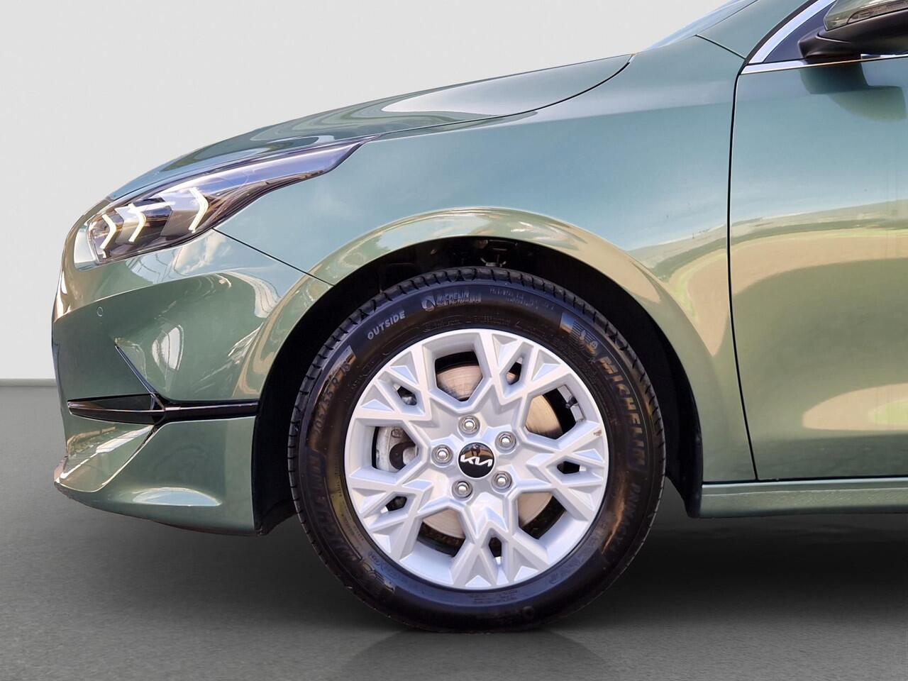 KIA CEE D Ceed Sportswagon 1.5 T-GDi DynamicLine | Navi | Camera | Clima | PDC | Cruise |