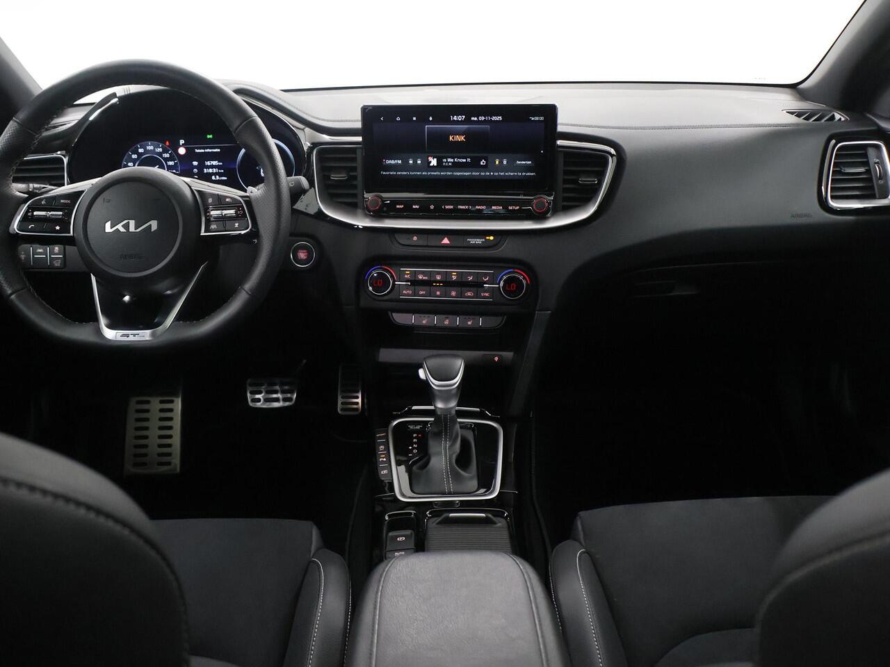 KIA CEE D Ceed Sportswagon 1.5 T-GDi GT-Line | Panoramadak | Matrix LED Koplampen | Stoel/Stuurverwarming | Keyless Go | Elektrisch bedienbare achterklep