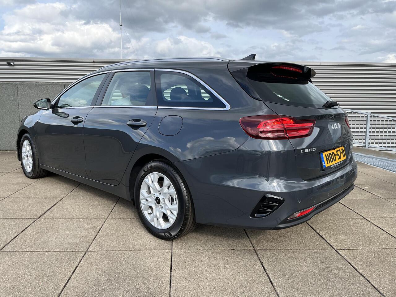 KIA CEE D Ceed Sportswagon 1.5 T-GDi DynamicLine NAVIGATIE / PDC / FULL LED / ACHTERUITRIJCAMERA