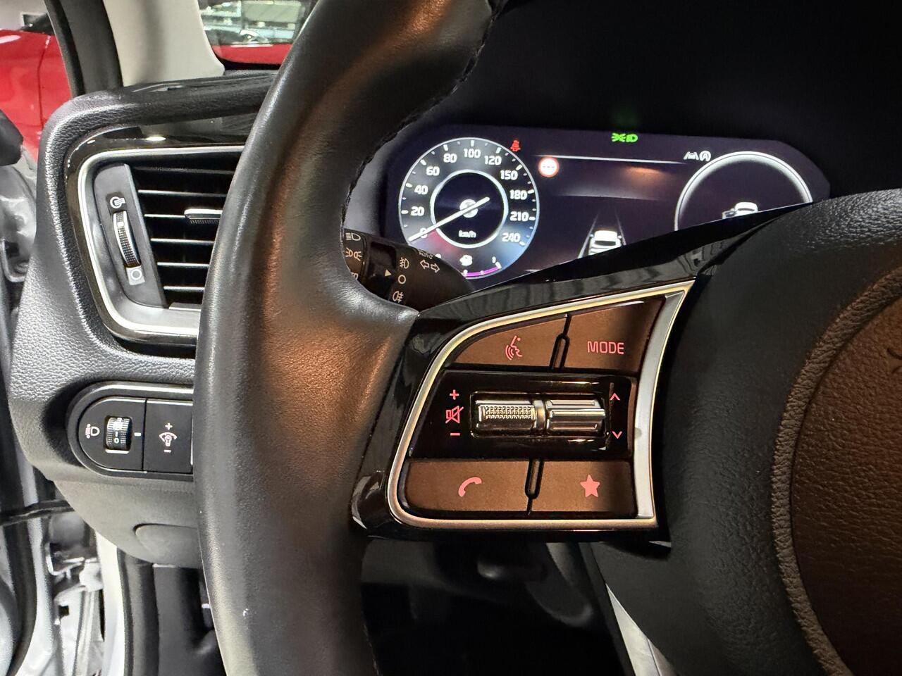 KIA CEE D Ceed Sportswagon 1.5 T-GDi DynamicPlusLine Stoel en Stuur verwarming, Apple Carplay/Android Auto, Navigatie, Camera.