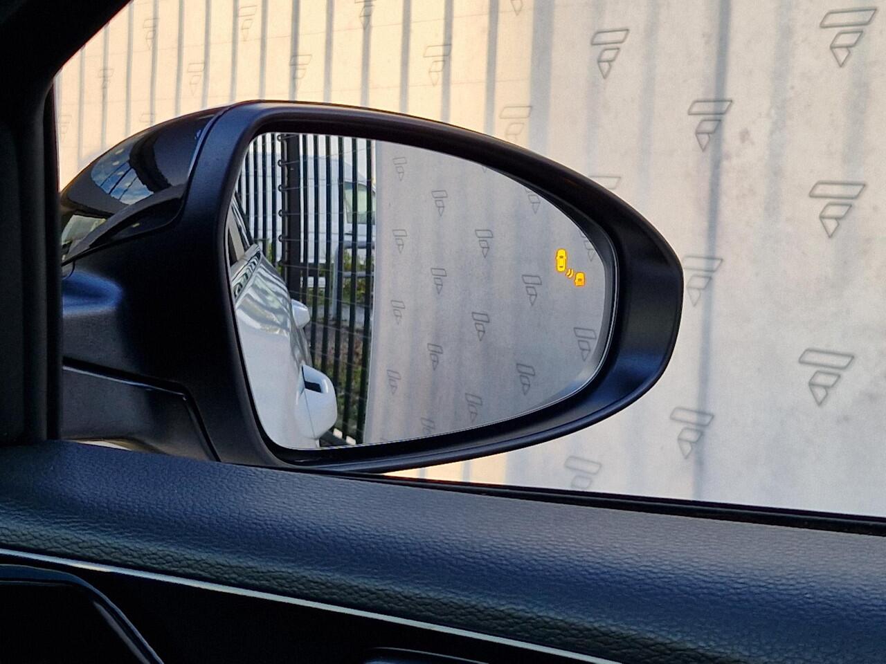 KIA CEE D Ceed Sportswagon 1.5 T-GDi GT-Line | Pano | Stoelverwarming | LED | Climate | Elek. Achterklep |