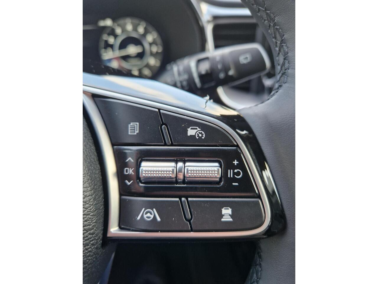 KIA CEE D Ceed Sportswagon 1.5 T-GDi DynamicPlusLine DCT7 Automaat | Stoel- en stuurwielverwarming | Parkeersensoren achter | Adaptieve cruise control | Dodehoekassistentie |