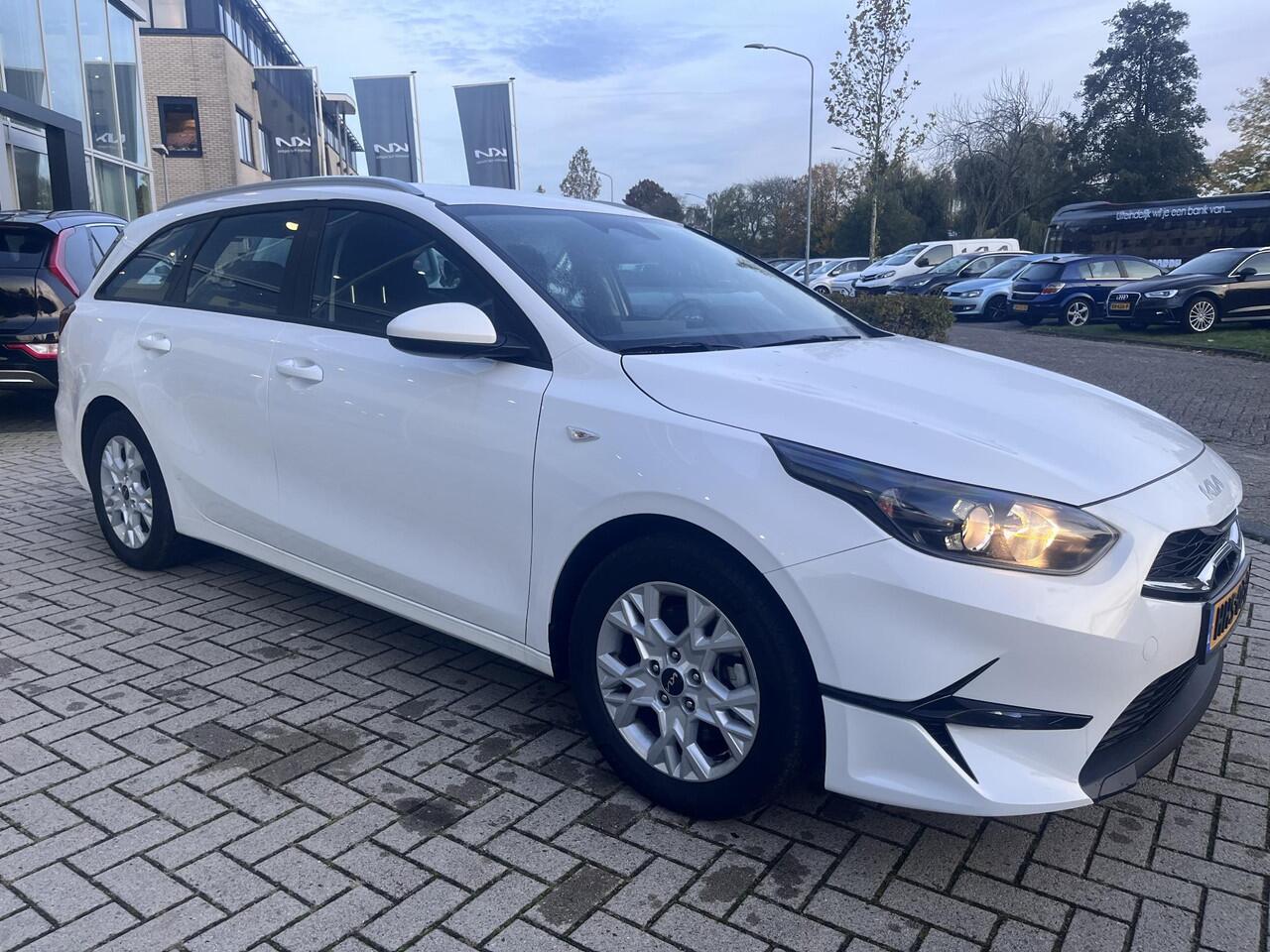 KIA CEE D Ceed Sportswagon 1.0 T-GDi ComfortLine | Climate | Navigatie | Achteruitrijcamera | LMV | Cruise control