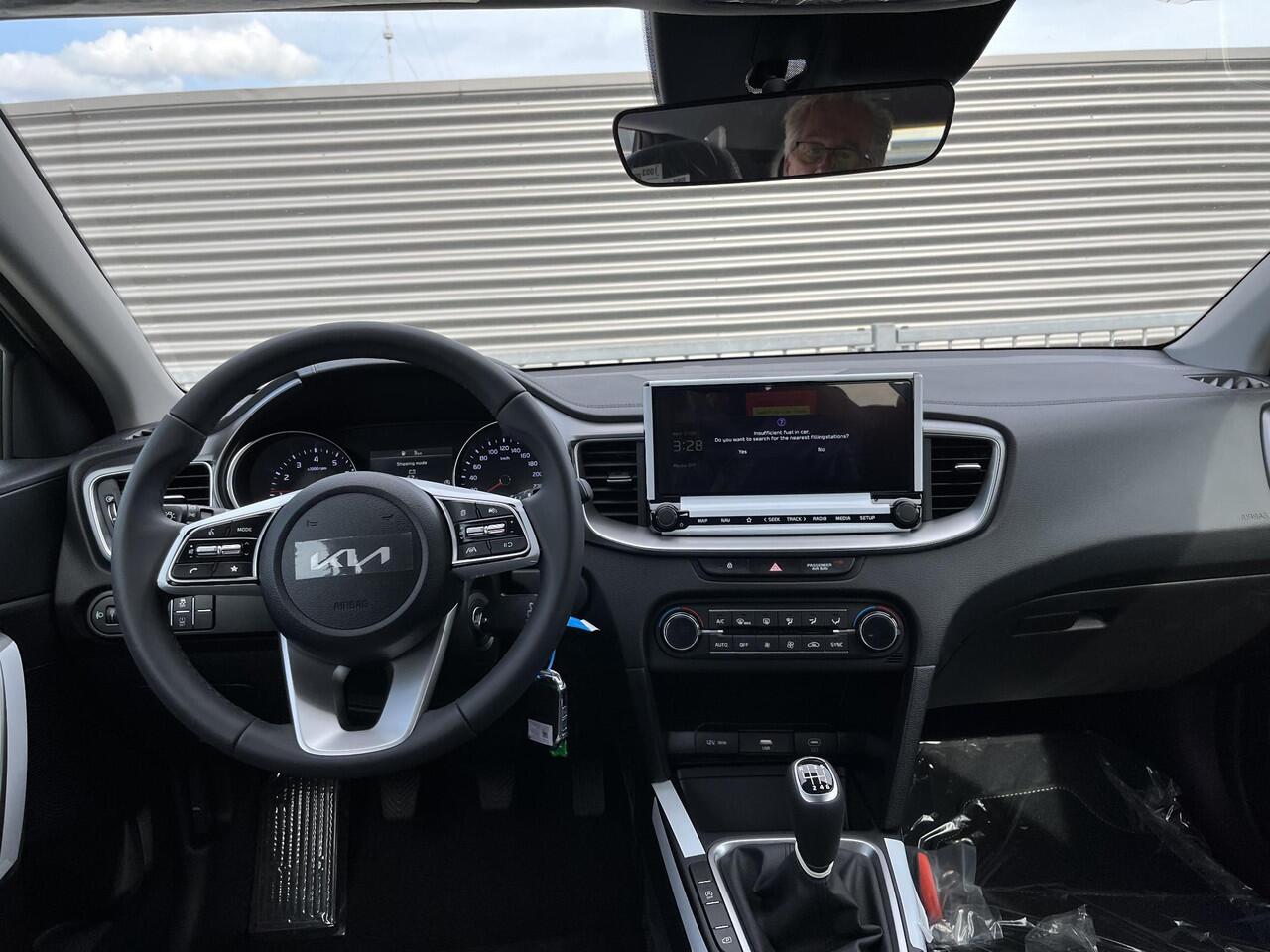 KIA CEE D Ceed Sportswagon 1.0 T-GDi ComfortLine NIEUW NAVIGATIE / ACHTERUITRIJCAMERA / LMV